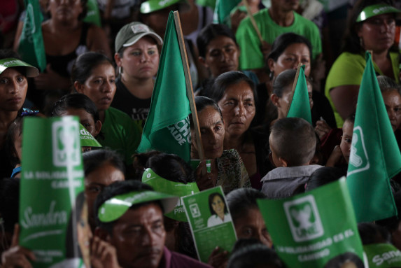 Sandra Torres candidata presidencial de la UNE en Coatepeque-21