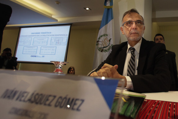 Ivan Velasquez jefe de la CICIG durante la presentacion del informe sobre financiamiento de los partidos politicos -11