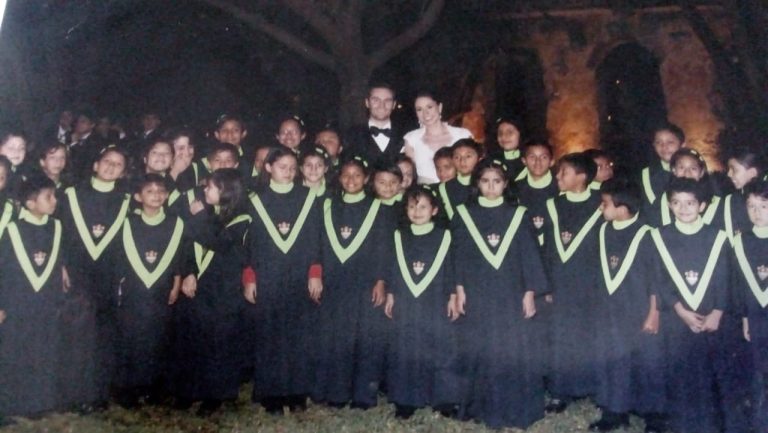 The municipal choir at the Arzú-Pullin wedding.